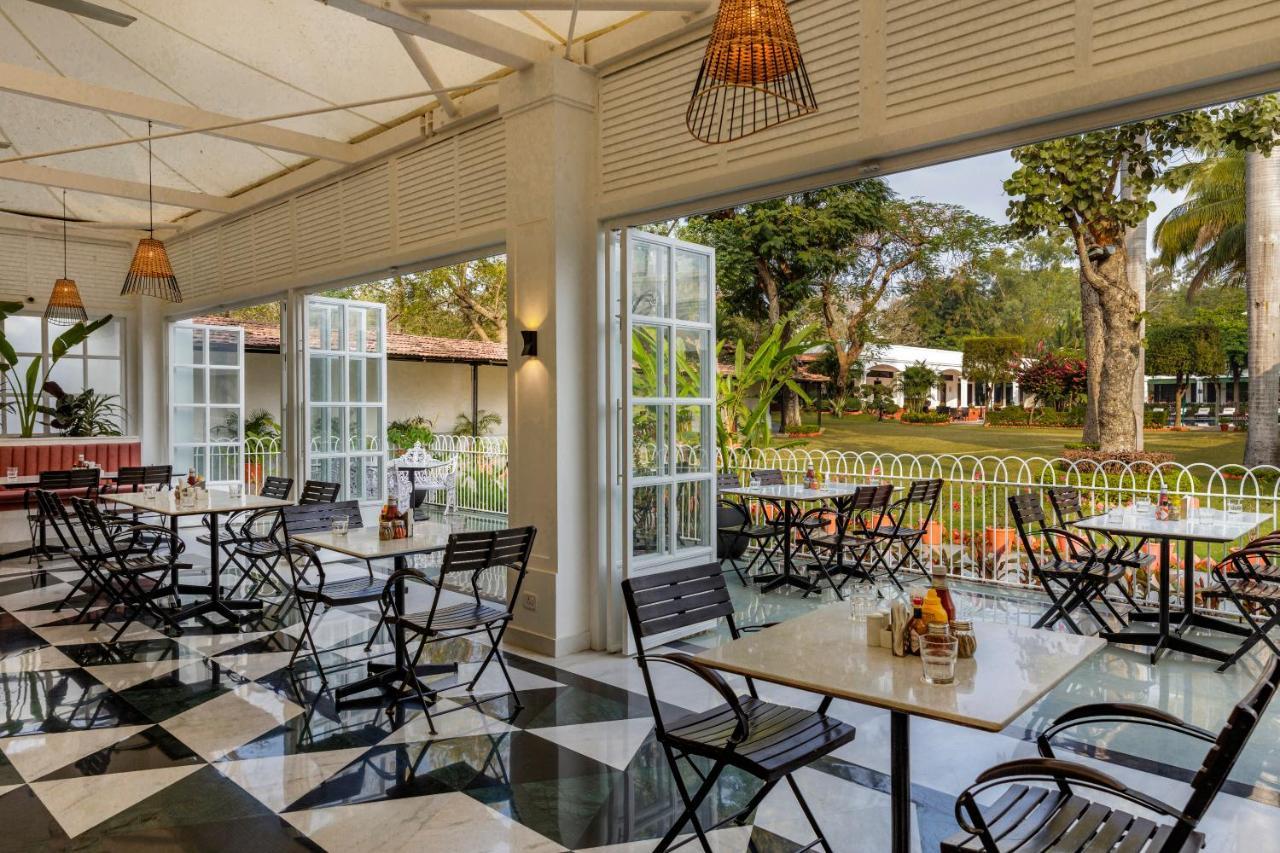 Jehan Numa Palace Hotel Bhopal Zewnętrze zdjęcie