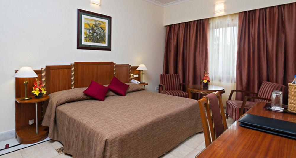 Jehan Numa Palace Hotel Bhopal Zewnętrze zdjęcie
