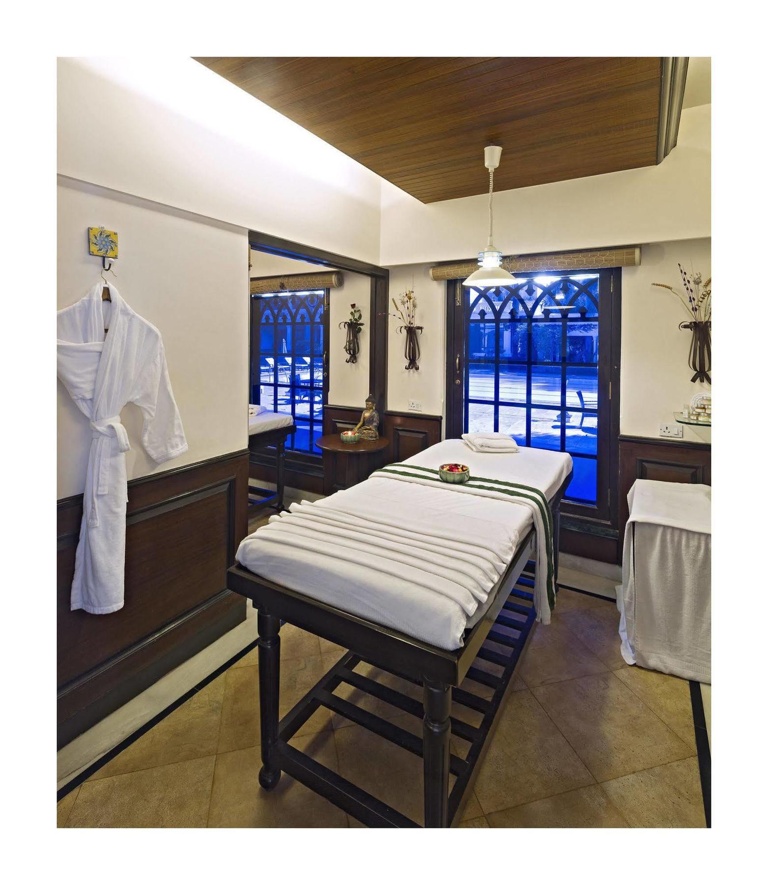 Jehan Numa Palace Hotel Bhopal Zewnętrze zdjęcie